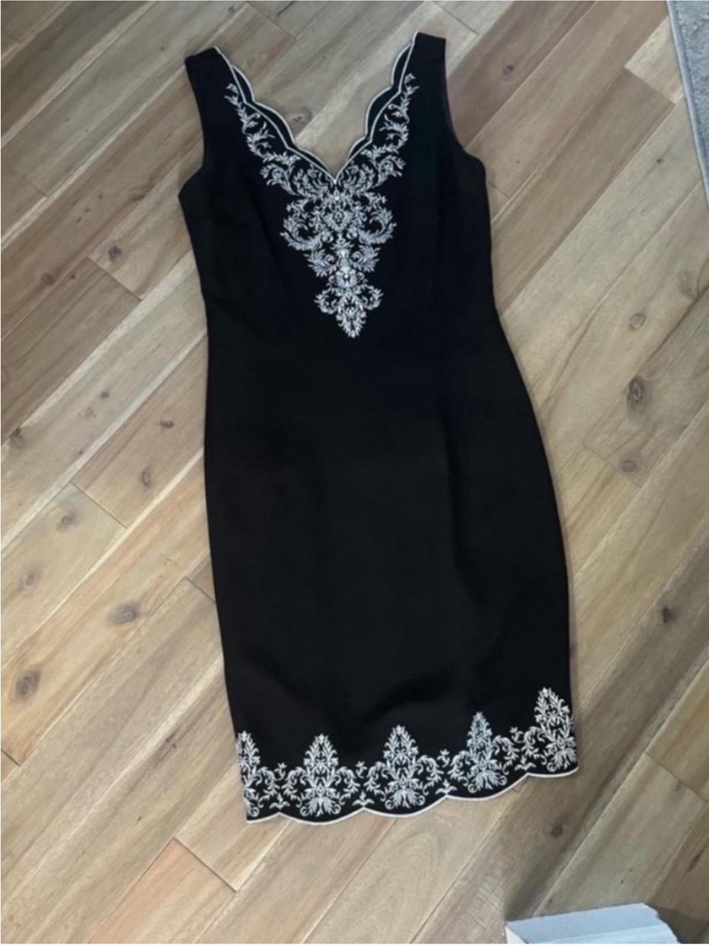 Tuckernuck dress size 6